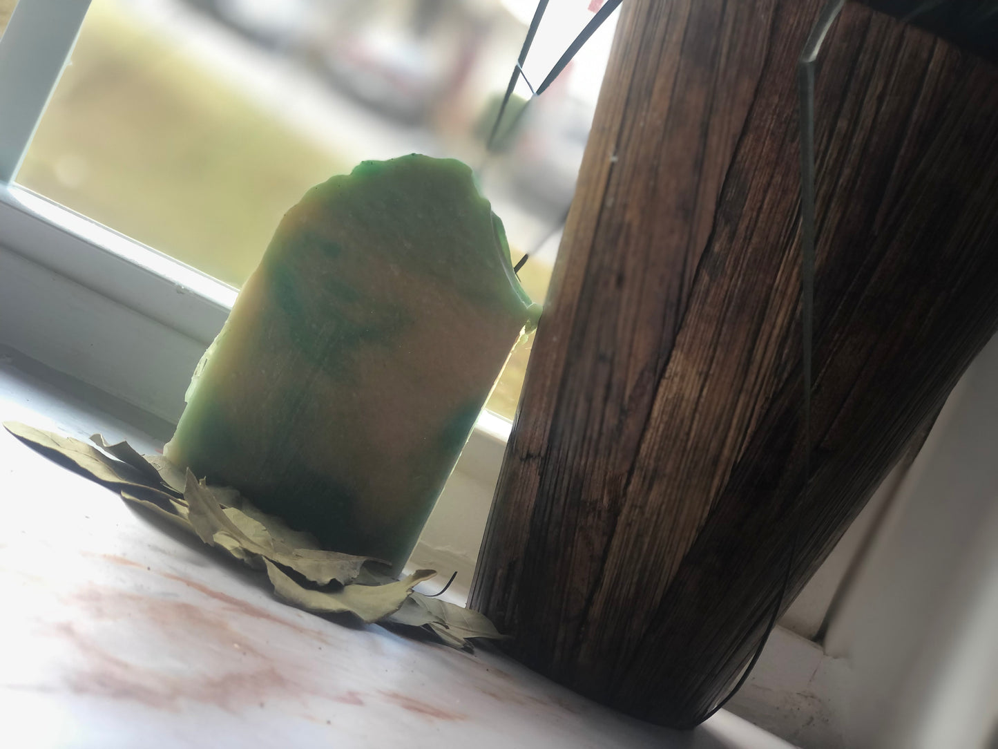 Tobacco&Bay leaf