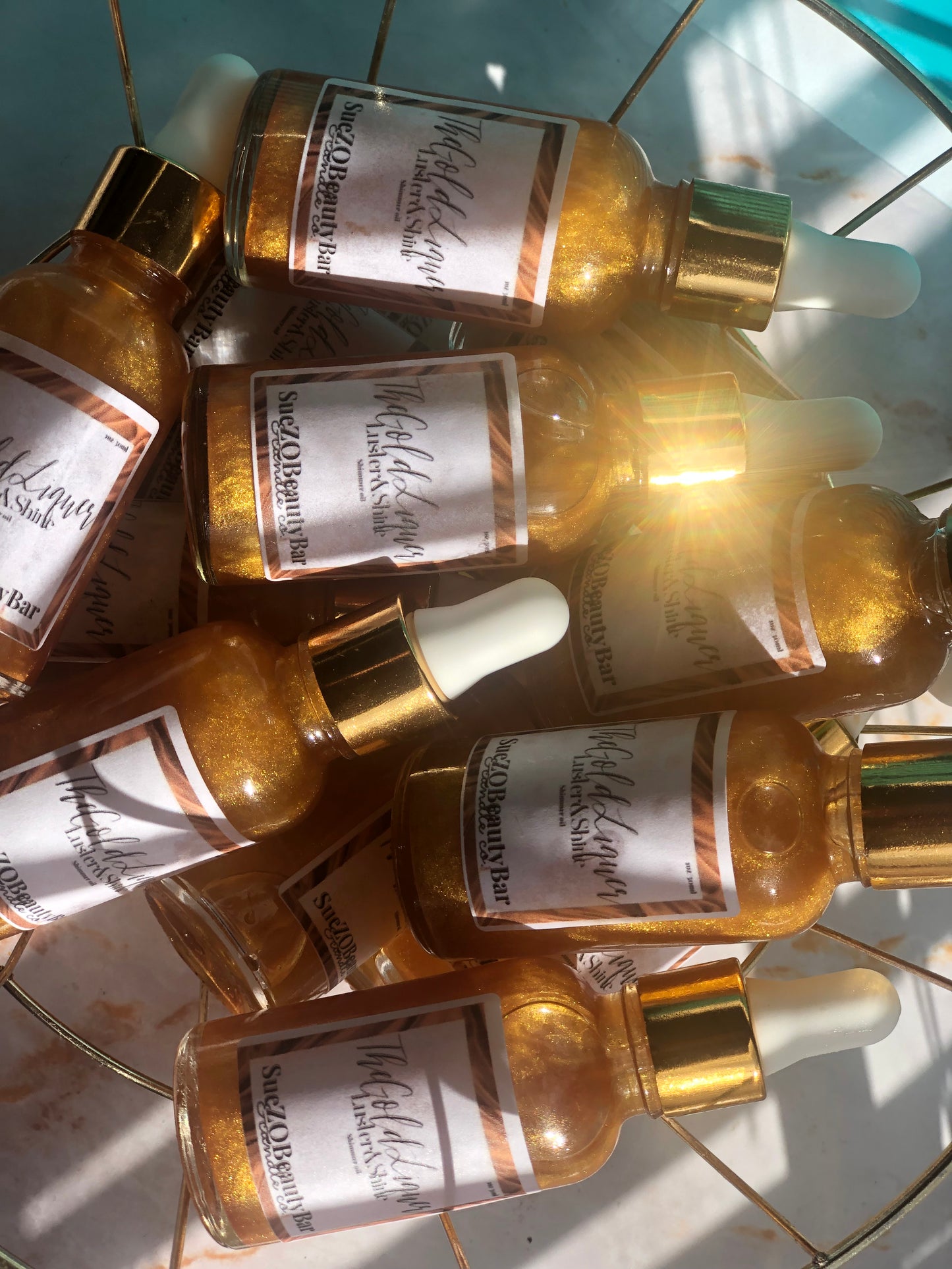 TheGoldLacquer.