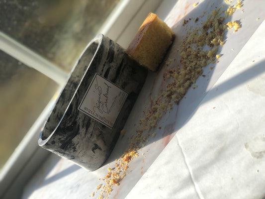 10oz Marbled concrete Candle.